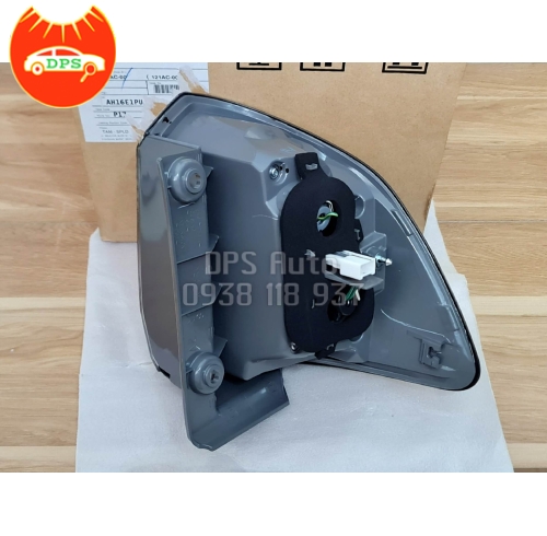 Đèn lái sau (đèn hậu) Toyota Fortuner chính hãng 81550-0K400