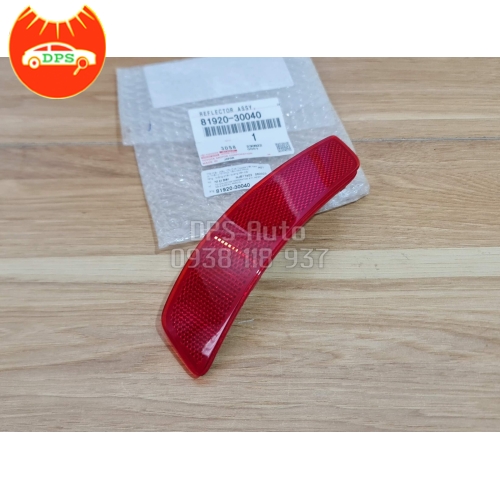 Phản quang cản sau Lexus GS350 chính hãng 81920-30040