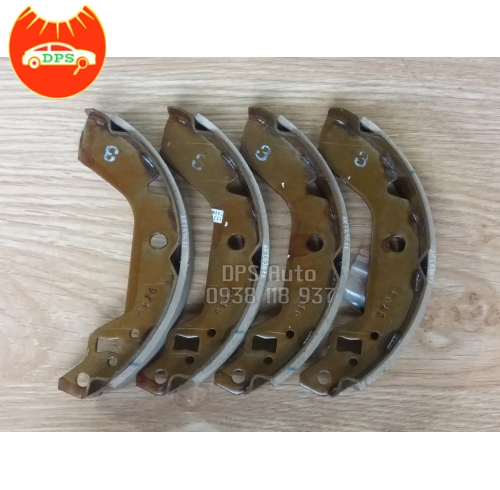 Bố thắng sau Toyota Wigo 2018 chính hãng 04495-BZ111