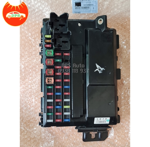 Hộp cầu chì Lexus LS460 LS600H 82720-50081