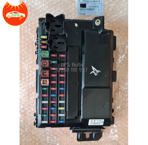 Hộp cầu chì Lexus LS460 LS600H 82720-50081