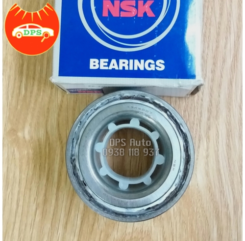 Bạc đạn bánh trước Toyota Innova hiệu NSK 43KWD07