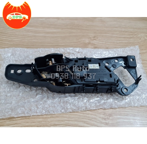 Tay mở cửa trong Ford Ranger 2014-2020 chính hãng EB3B22601CB